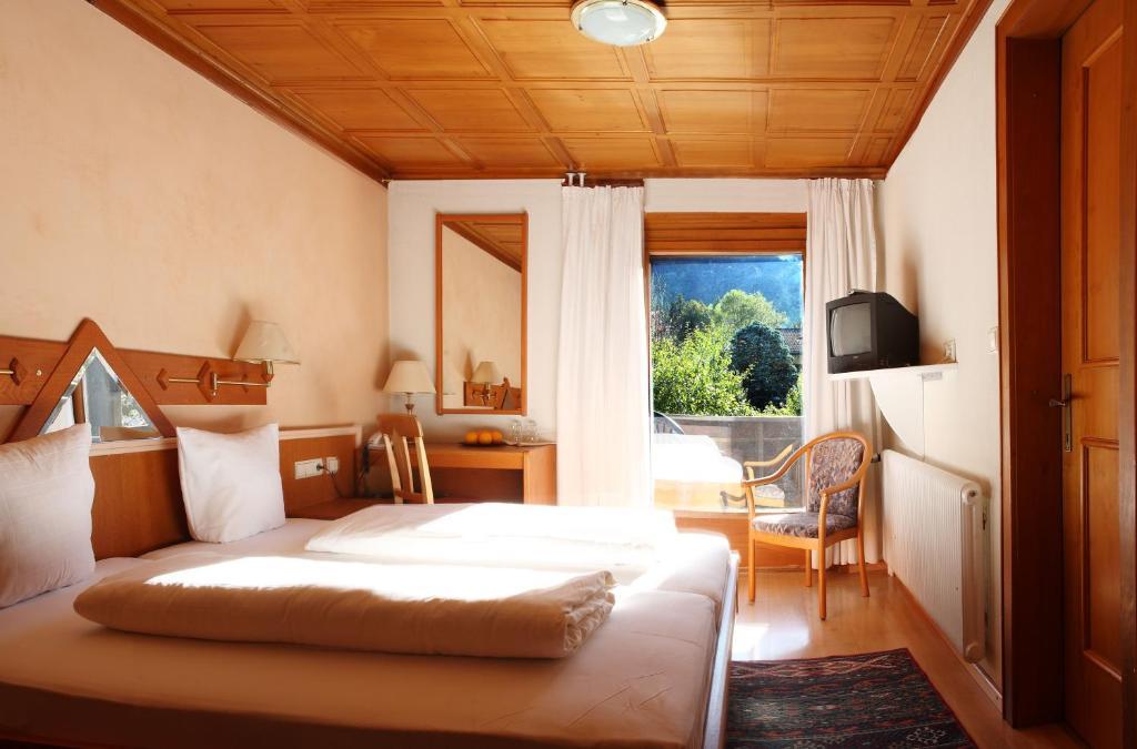 Hotel Auhof Schruns Habitación foto